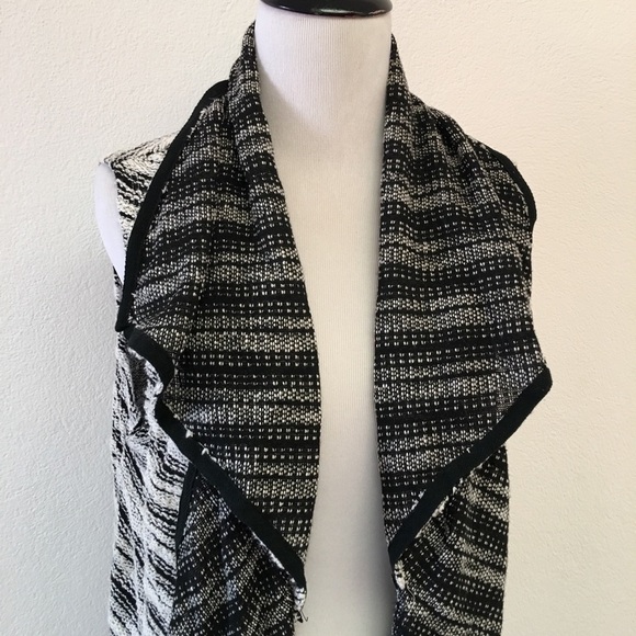 Dolan Open Cardigan Black and White size L - Picture 2 of 7